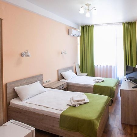 Гостиница "Курорт" Pizunda Bagian luar foto